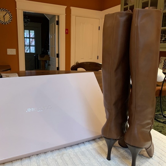 High end shoes.  Size 8’s. Perfect condition. - Picture 6 of 16